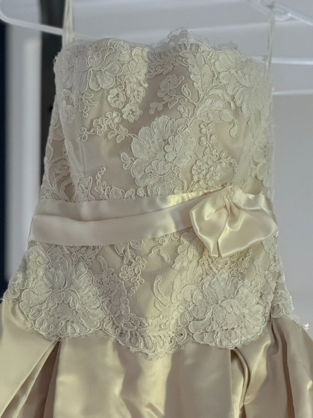 2005 Alvina Valenta Dress Pristine Concition